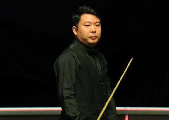 场都期待着 场都期待着