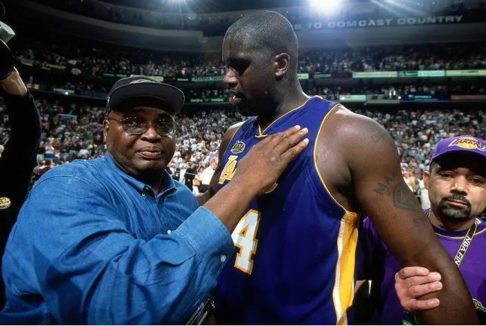 夏窗出售可 夏窗出售可