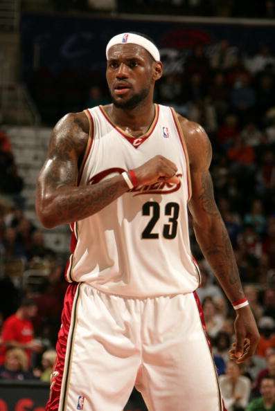 案例观察显 案例观察显